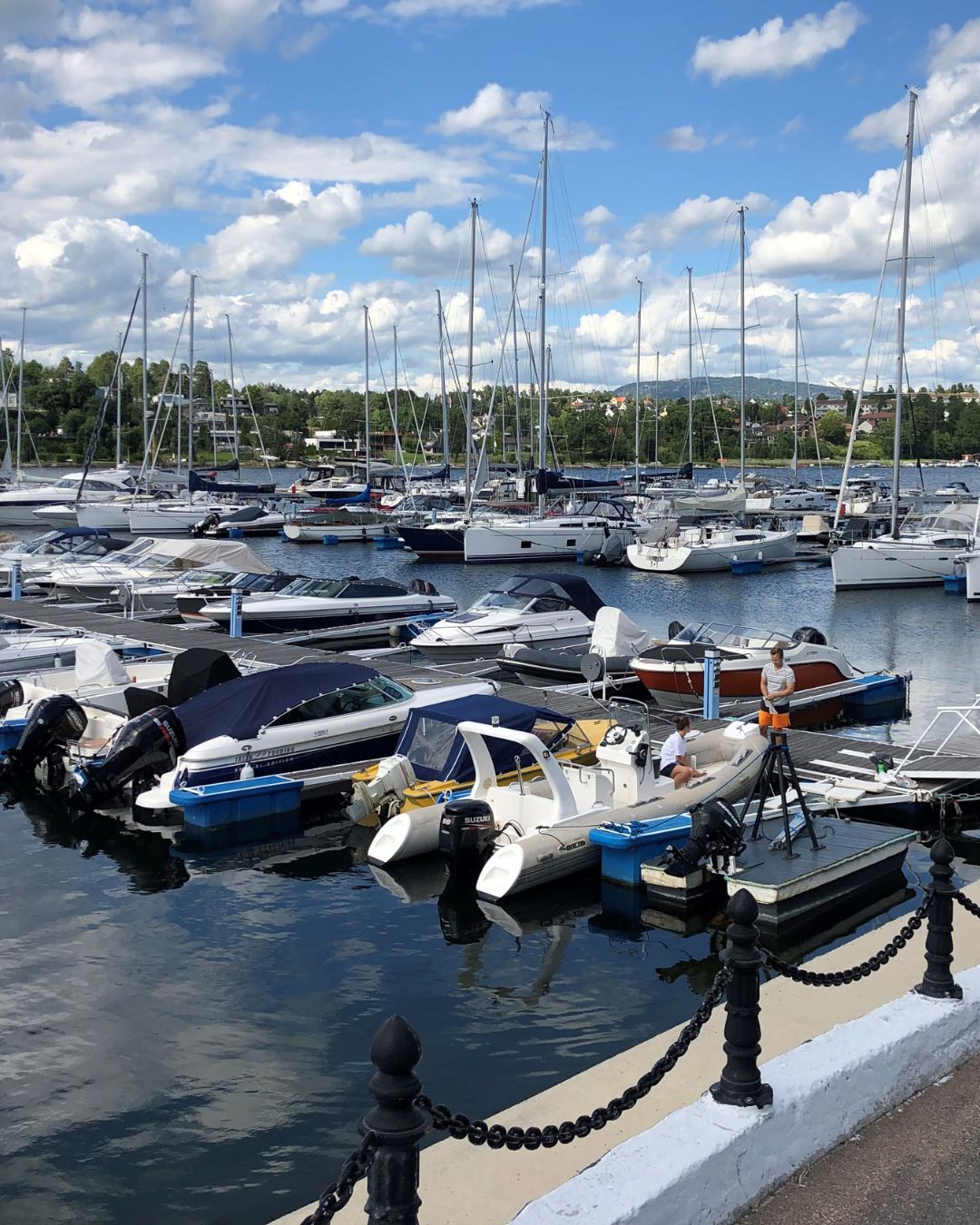 Er du på jakt etter båtplass i Oslo? Fornebu Marina er et attraktivt alternativ med sentral beliggenhet